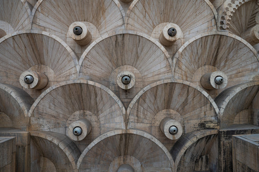 A unique and decorative fountain wall.